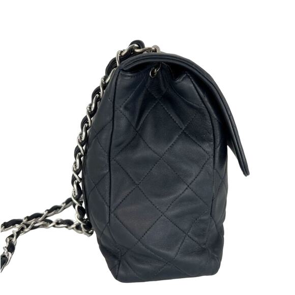 Chanel Navy Lambskin Classic Jumbo Single Flap Bag - Picture 9 of 16